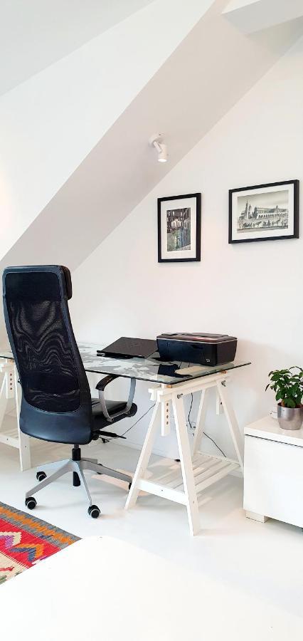 Loft 85 M2 Wilanow Krolewski Self Checkin 바르샤바 외부 사진